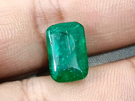 Zambian Emerald 5.88ct Certified Natural Sugarloaf Cut Vivid Green Gemstone