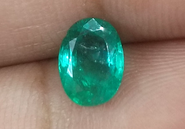 GSI Certified 1.26ct Medium Bright Green Natural Zambian Emerald Minor Oiled Loose Gemstone