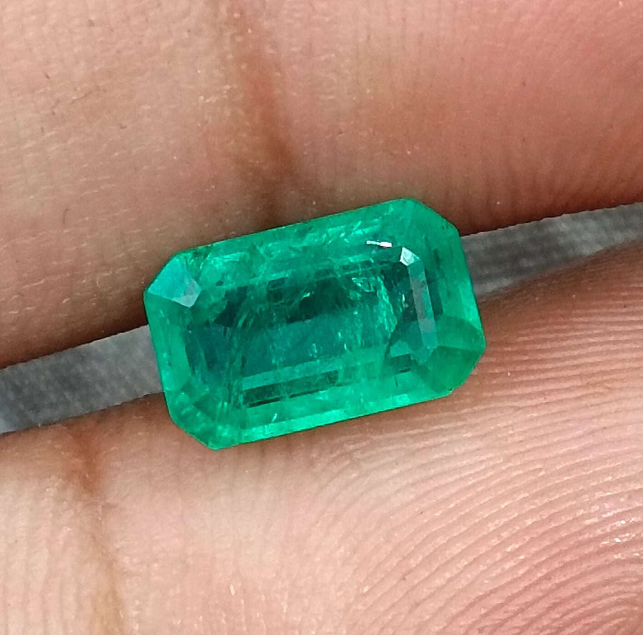 Panjshir Emerald 2.18ct Certified Medium Light Green Octagon Cut Loose Gemstone