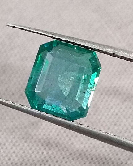 2.09ct Medium deep green Zambian emerald natural minor oiled loose gemstone.