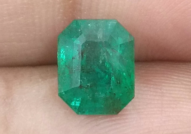2.36ct GSI Certified Deep Green Zambian Emerald Earth Mined Loose Gemstone