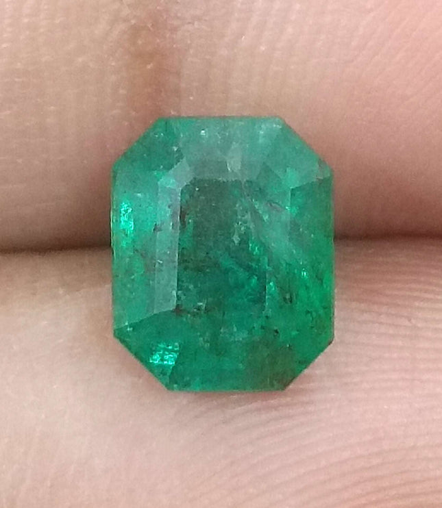 2.36ct Certified Zambian Emerald stone.