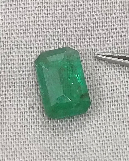 GSI Certified 1.63ct Medium Deep Green Natural Emerald Minor Oiled Loose Gemstone