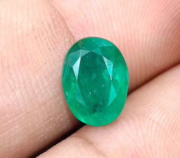 2.73ct Natural Emerald Deep Velvet Green Oval Cut Zambian SGL Certified Gemstone