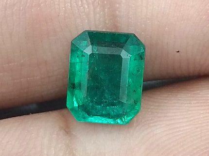 Certified 2.28ct Medium Green Zambian Emerald.