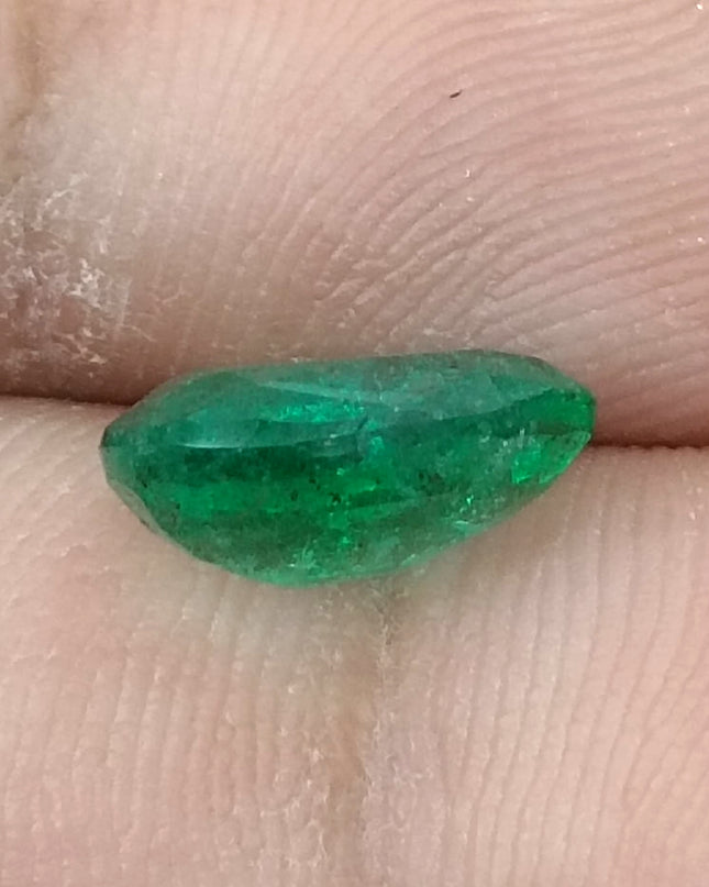 GSI Certified 2.68ct Water Green Emerald, Natural earth mined Gemstone