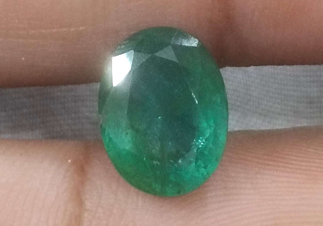 3.82ct GSI Certified Medium Green Zambian Emerald Minor Oiled Loose Gemstone