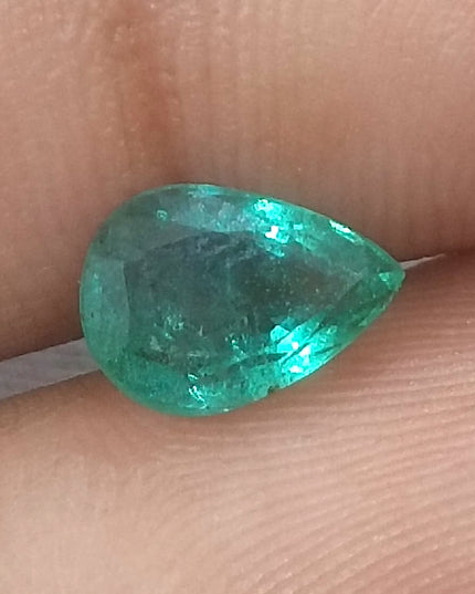 1.30ct GSI USA Certified Excellent luster Natural Zambian Emerald Minor Oiled Loose Gemstone