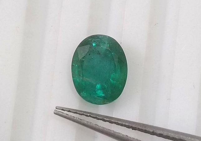GSI Certified 1.56ct Deep Green Natural Emerald Minor Oiled Loose Gemstone