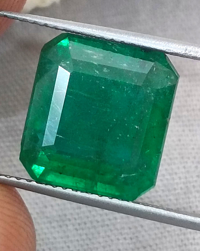 7.62ct Deep Vivid Green Zambian Emerald, Natural Gemstone