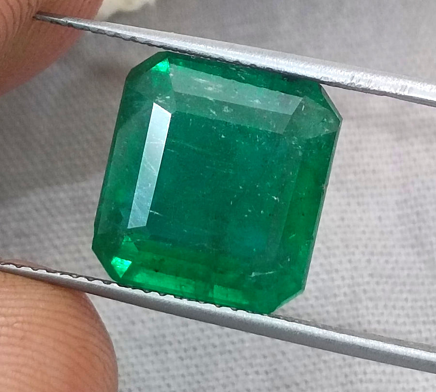 7.62ct Deep Vivid Green Zambian Emerald, Natural Gemstone