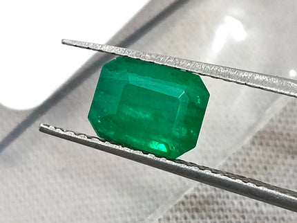 GSI Certified 1.37ct Swat Emerald Deep Velvet Green Natural Gemstone