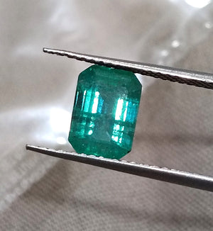Natural Zambian Emerald 1.40ct SGL Certified Medium Bluish Green Octagon Cut Minor Oil Loose Gemstone