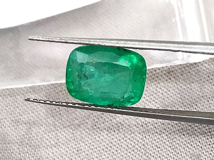 Swat Emerald 3.19ct Natural Certified Vibrant Spring Green Cushion Cut Loose Gemstone