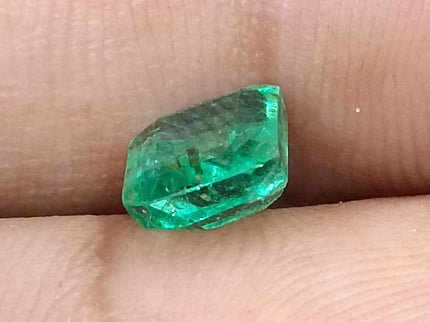 Certified 1.51ct Natural Zambian Emerald Stone