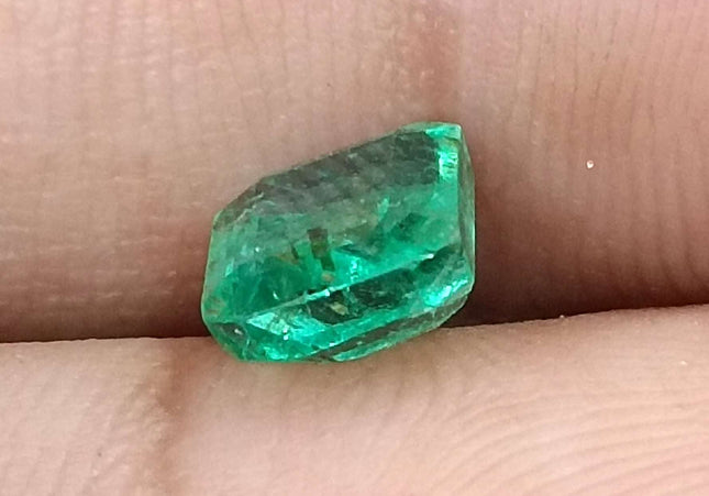 GSI Certified 1.51ct Medium Green Emerald Cut Natural Zambian Emerald Minor Oiled Loose Gemstone