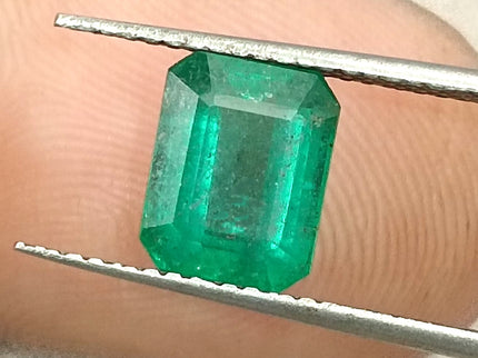 Certified 1.87ct Natural Zambian Emerald Stone