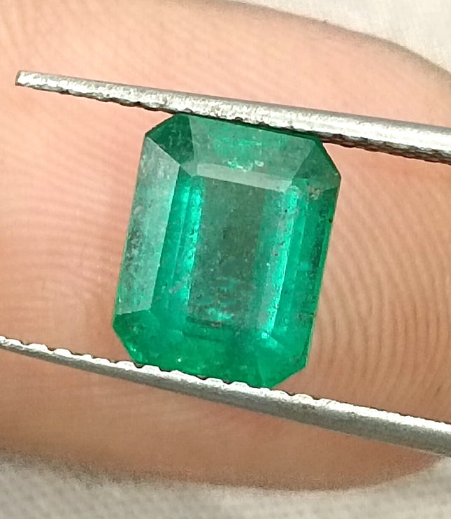 Certified 1.87ct Natural Zambian Emerald Stone