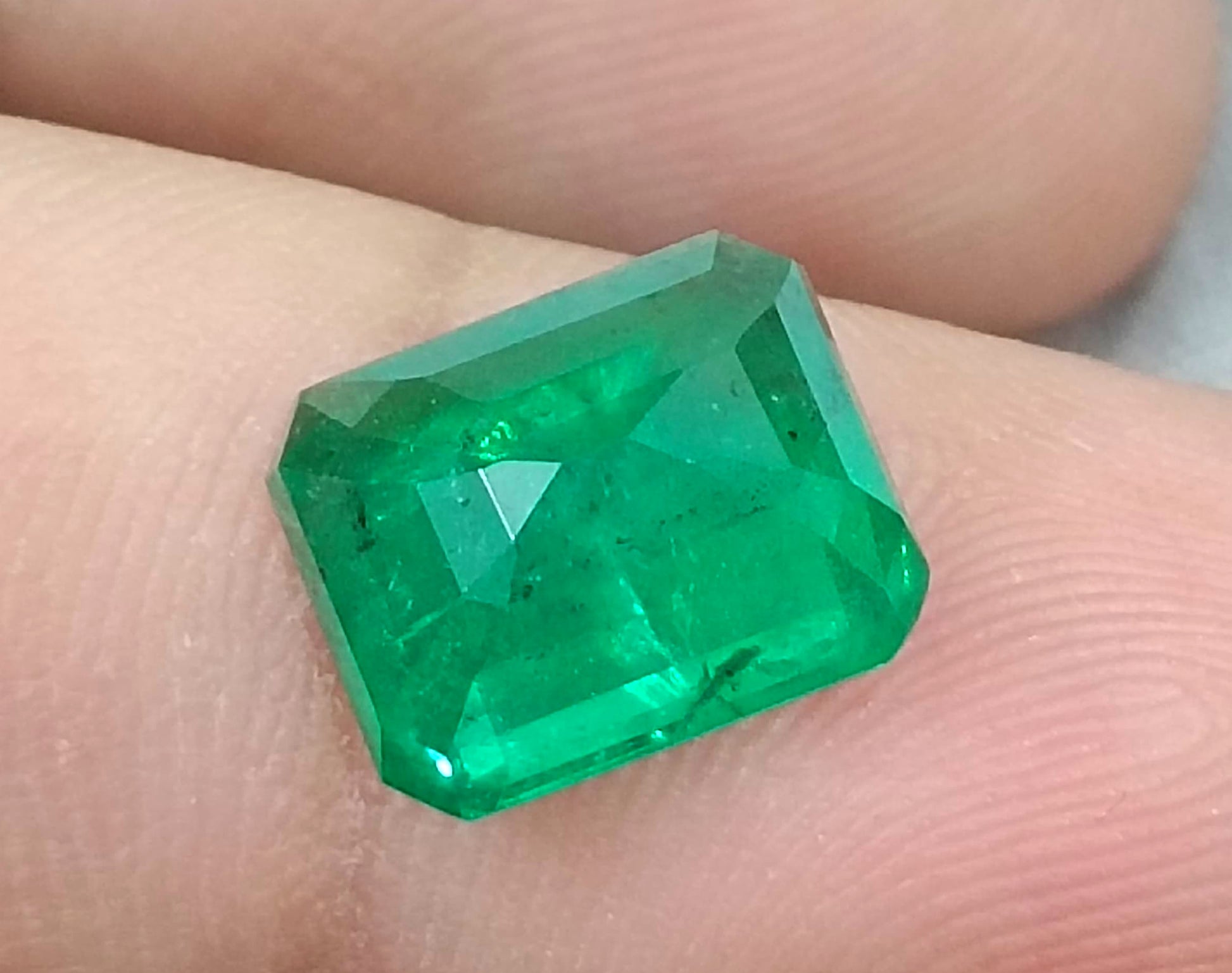 4.25ct Vivid Deep Green Emerald, Natural Earth Mined Gemstone - SMSGEMS 