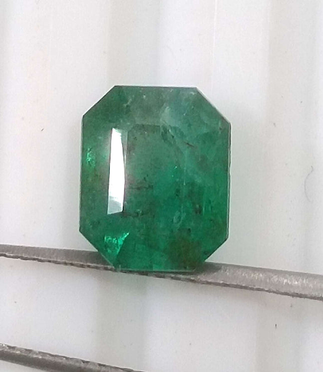 2.36ct Certified Zambian Emerald stone.