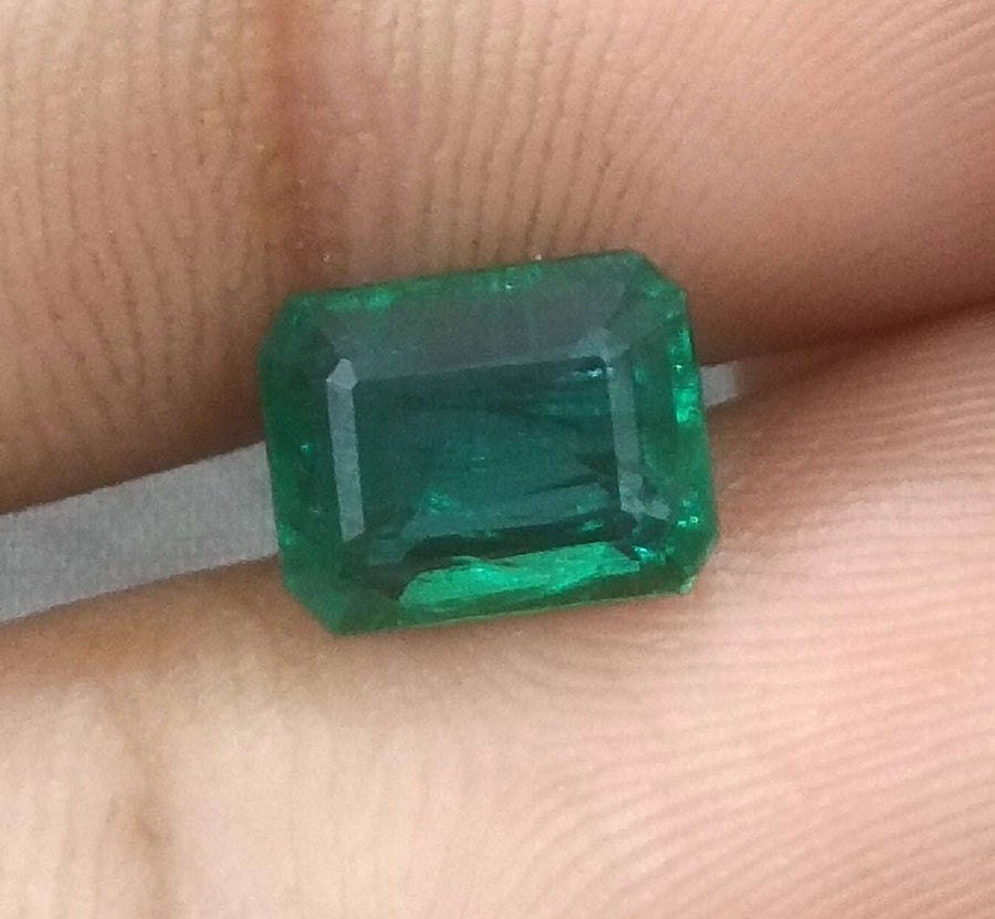 2.31ct Natural Emerald, High Quality Certified Zambian Origin Vivid Deep Green Stone