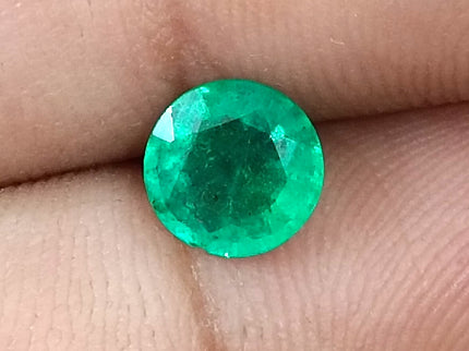 Zambian Emerald 1.00ct Certified Natural Medium Bright Shamrock Green Round Cut Gemstone