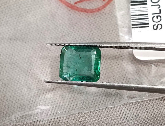 1.41ct Zambian Emerald Natural SGL Certified Medium Green Minor Oiled Loose Gemstone