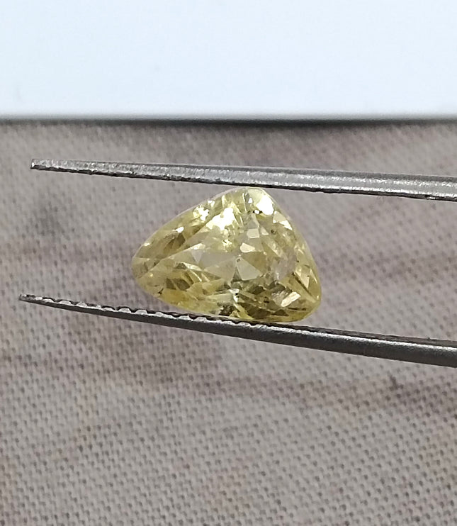 Untreated Yellow Sapphire 2.63ct Natural Certified Triangular Cut