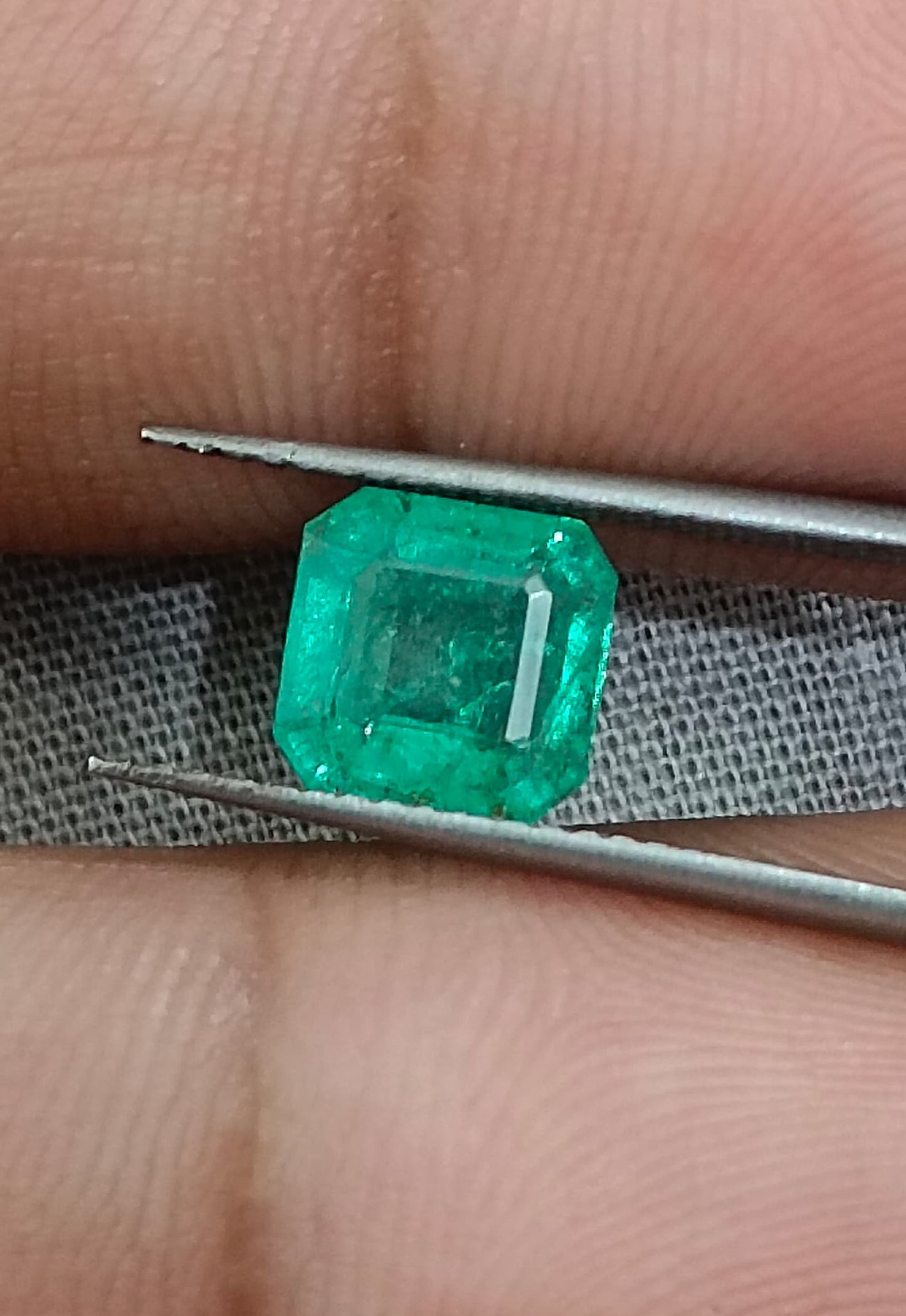 1.68ct Zambian Emerald, 100% Natural Earth Mined Gemstone