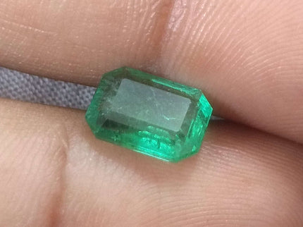2.35ct Certified Zambian Natural Emerald Medium Bright Pure Green Octagon Cut Stone