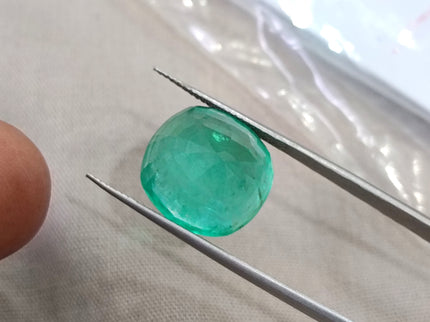 13.94ct Natural Emerald Medium Strong Green Cushion Cut Minor Oiled Loose Gemstone
