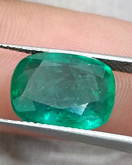 5.36ct Natural Zambian Emerald, Deep Pure Green Cushion Cut Minor Oiled Loose Gemstone.