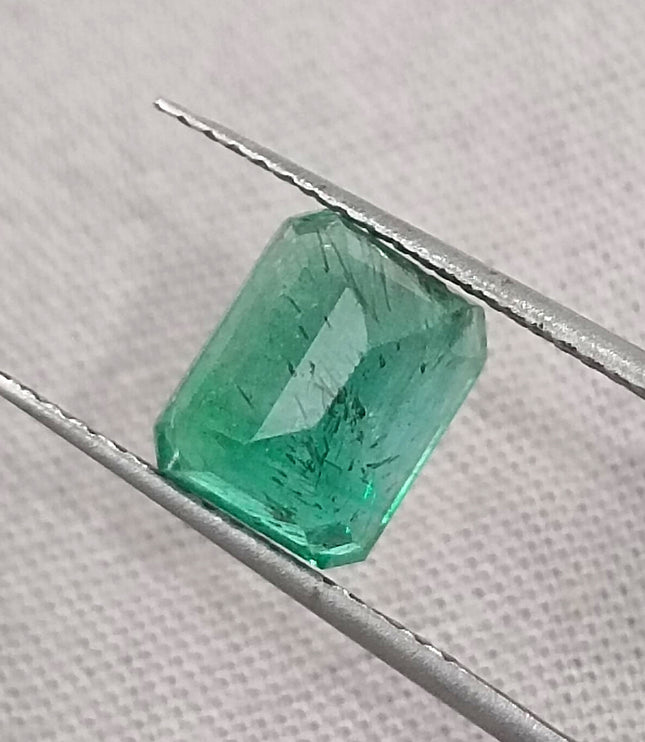 GSI Certified 2.42ct Medium Green Zambian Emerald, Natural Gemstone