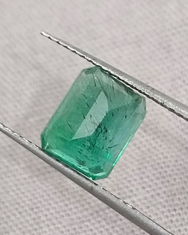 GSI Certified 2.42ct Medium Green Zambian Emerald, Natural Gemstone