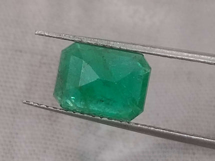 2.20ct Certified Zambian Natural Emerald Stone.