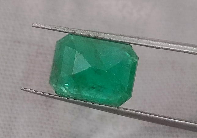 2.20ct GSI Certified Deep Velvet Green Zambian Emerald Minor Oiled Loose Gemstone