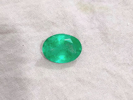 GSI Certified 2.77ct Panjshir Emerald Natural Medium Light Green Oval Cut Gemstone
