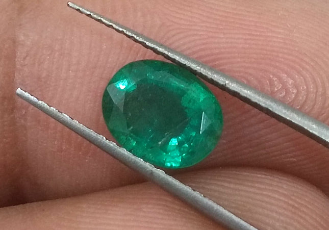 GSI Certified 1.56ct Deep Green Natural Emerald Minor Oiled Loose Gemstone
