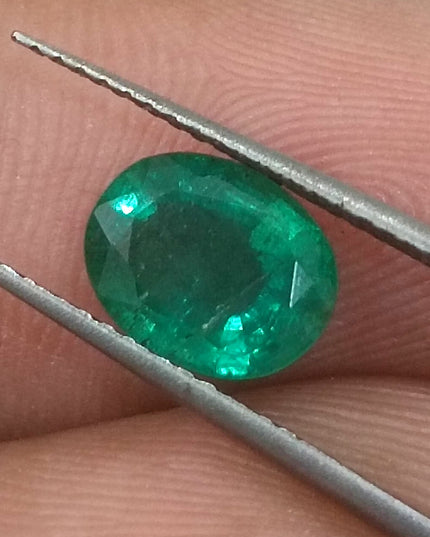 GSI Certified 1.56ct Deep Green Natural Emerald Minor Oiled Loose Gemstone