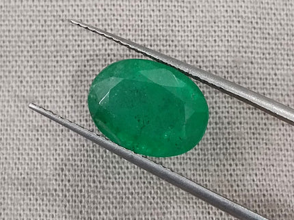 Grass Green Zambian Emerald 3.00ct Natural Certified Oval Cut Loose Gemstone