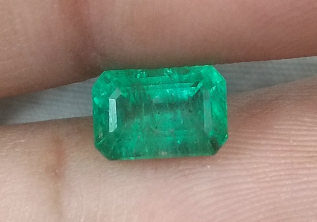 1.81ct GSI Certified Medium Deep Golden Green Zambian Emerald Minor Oiled Loose Gemstone