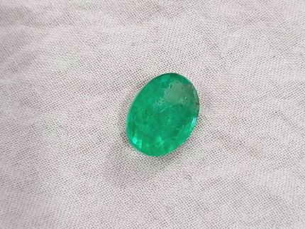 GSI Certified 2.77ct Panjshir Emerald Natural Medium Light Green Oval Cut Gemstone