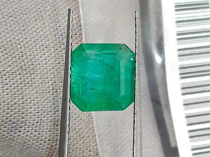 2.24ct Natural Emerald Certified Medium Green Octagon Cut Loose Gemstone