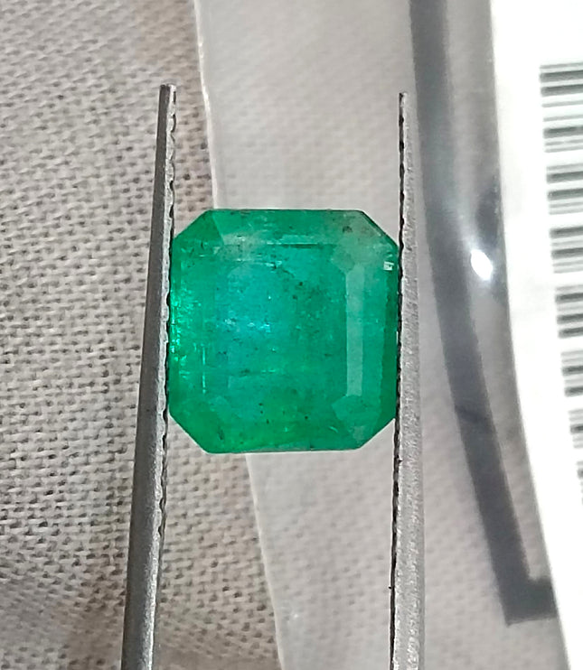 2.24ct Natural Emerald Certified Medium Green Octagon Cut Loose Gemstone