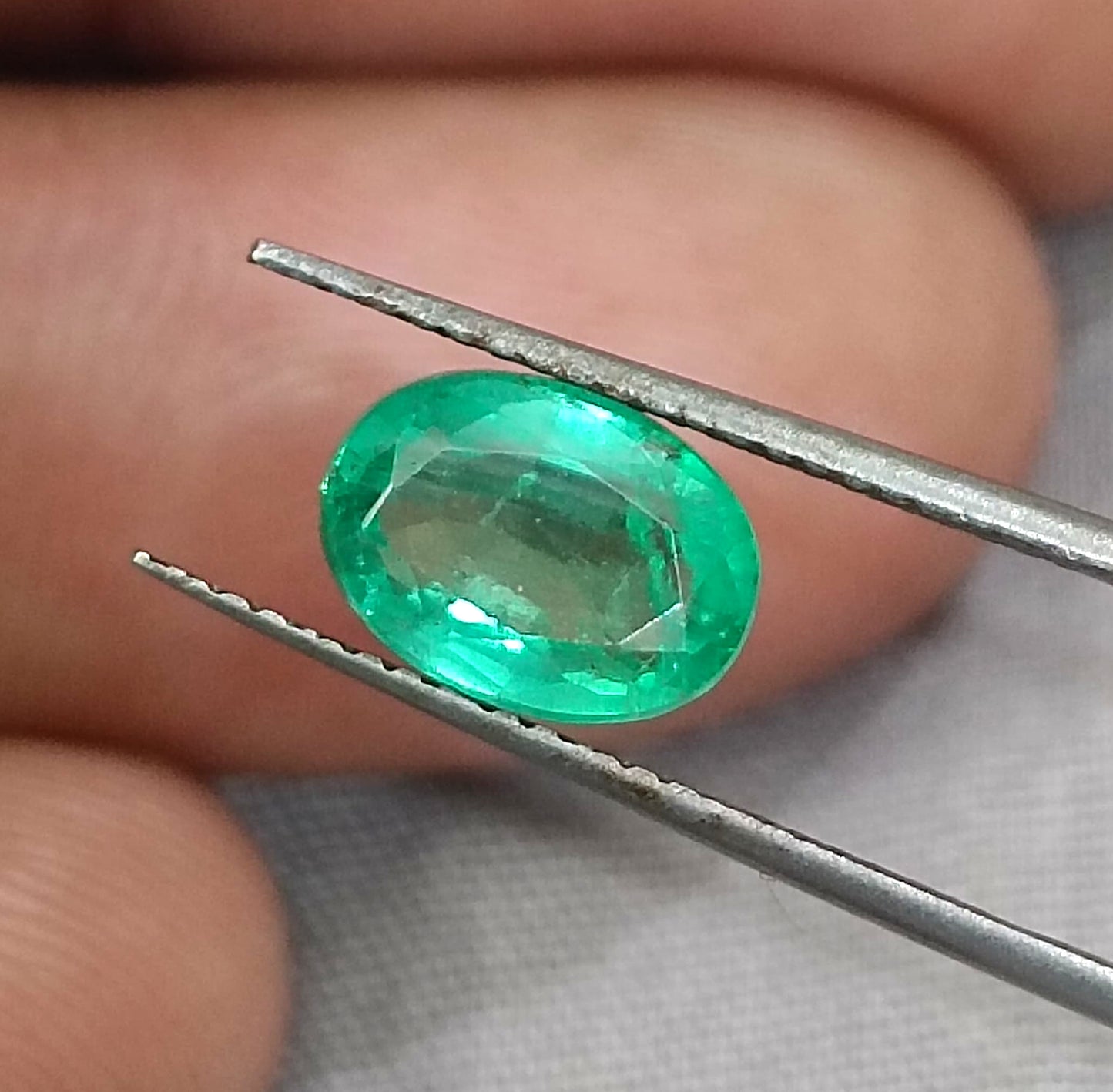 GSI Certified 1.63ct Colombian Emerald, 100% Natural Gemstones