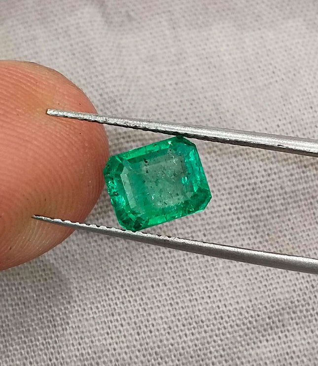 Zambian Emerald 1.70ct Natural Certified Glass Green  Minor Oiled Loose Gemstone