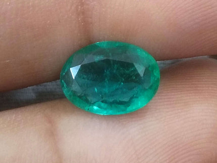 2.41ct Certified Natural Zambian Emerald.