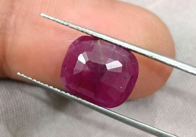 Big size 5.81ct Natural African Ruby unheated loose gemstone