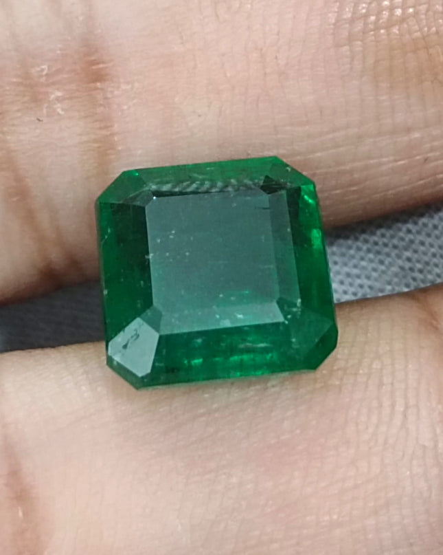 7.62ct Deep Vivid Green Zambian Emerald, Natural Gemstone