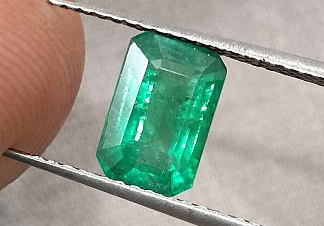 GSI Certified 1.35ct Deep Green Panjshir Emerald Minor Oiled Loose Gemstone